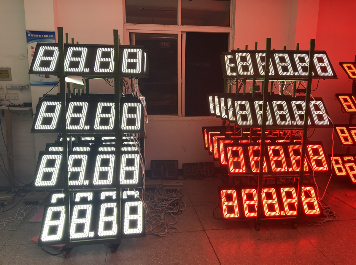 IP67 12inch white LED gas price signs under aging test in factory