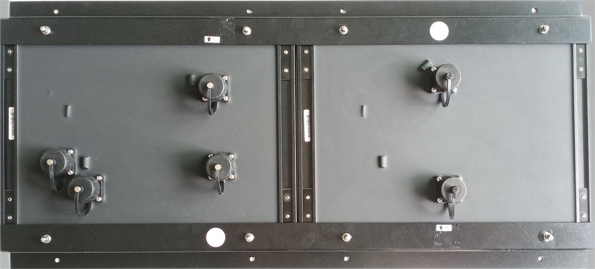 Back side cabling of price changer module